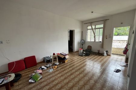 Sala de casa à venda com 5 quartos, 210m² em Jardim Carioca, Rio de Janeiro