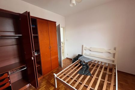 Casa à venda com 210m², 5 quartos e 3 vagasQuarto 4