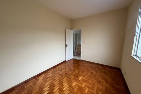 Casa à venda com 210m², 5 quartos e 3 vagasQuarto 2
