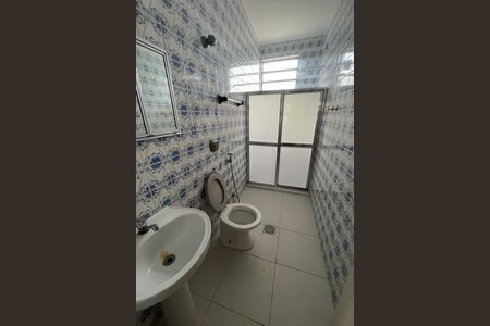 Casa à venda com 210m², 5 quartos e 3 vagasBanheiro 3