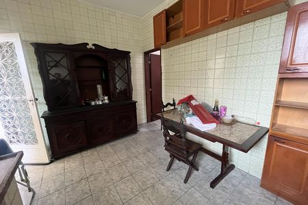 Casa à venda com 210m², 5 quartos e 3 vagasCozinha