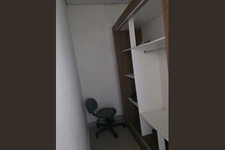 Quarto de casa para alugar com 3 quartos, 200m² em Jardim Rodeio, Mogi das Cruzes
