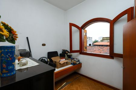 Casa à venda com 123m², 3 quartos e 2 vagasQuarto 2