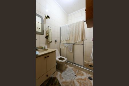 Casa à venda com 123m², 3 quartos e 2 vagasBanheiro