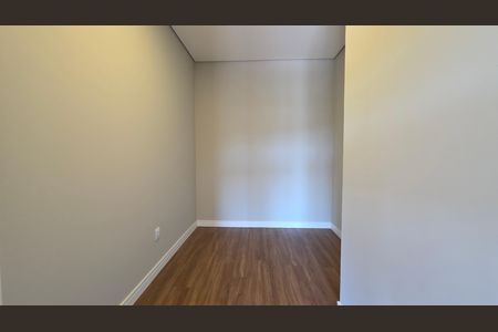 Casa de condomínio à venda com 1000m², 3 quartos e 3 vagas