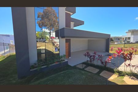 Casa de condomínio à venda com 1000m², 3 quartos e 3 vagas