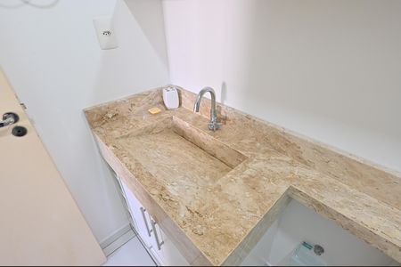 Banheiro Social de apartamento para alugar com 1 quarto, 49m² em Vila Guarani (zona Sul), São Paulo