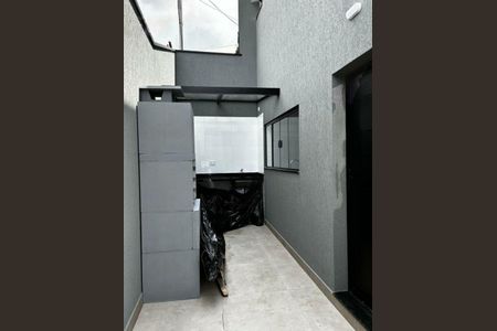 Casa à venda com 2 quartos, 70m² em Parque Independencia, São Paulo