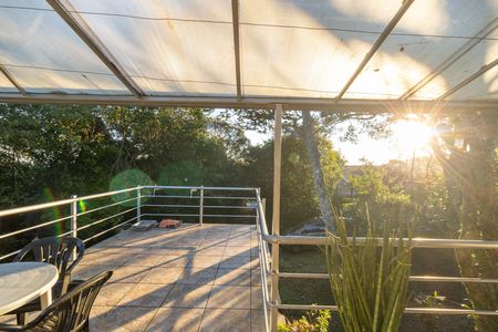 Varanda de casa à venda com 2 quartos, 141m² em Cascata, Porto Alegre