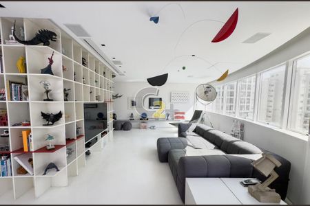 Apartamento à venda com 2 quartos, 202m² em Moema, São Paulo