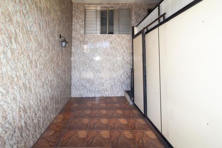 Garagem de casa à venda com 5 quartos, 125m² em Jardim Planalto, São Paulo