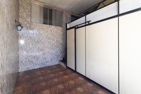 Garagem de casa à venda com 5 quartos, 125m² em Jardim Planalto, São Paulo