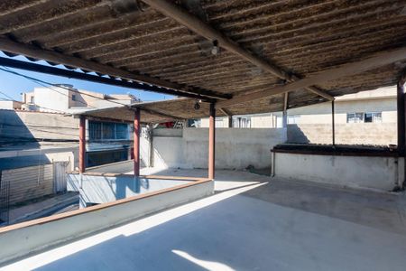 Área externa de casa para alugar com 2 quartos, 38m² em Vila Fatima, São Paulo