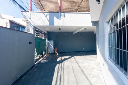 Garagem de casa para alugar com 2 quartos, 38m² em Vila Fatima, São Paulo