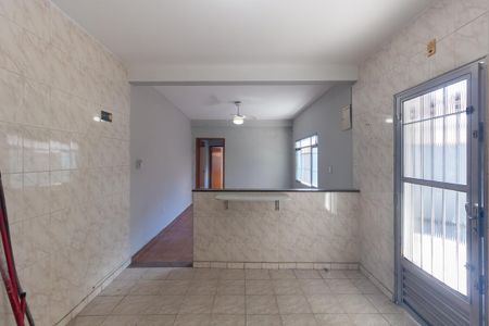 Cozinha de casa para alugar com 2 quartos, 38m² em Vila Fatima, São Paulo