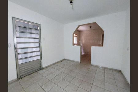 Quarto de casa para alugar com 1 quarto, 40m² em Jardim São Luís, São Paulo