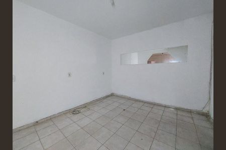Quarto de casa para alugar com 1 quarto, 40m² em Jardim São Luís, São Paulo