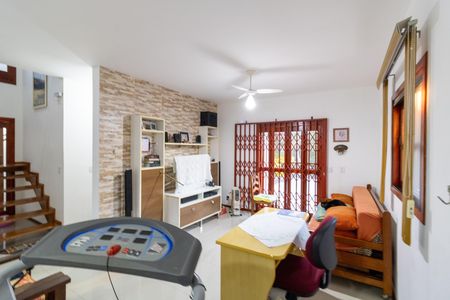 Casa à venda com 191m², 3 quartos e 4 vagasSala