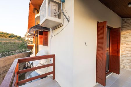 Casa à venda com 191m², 3 quartos e 4 vagasVaranda
