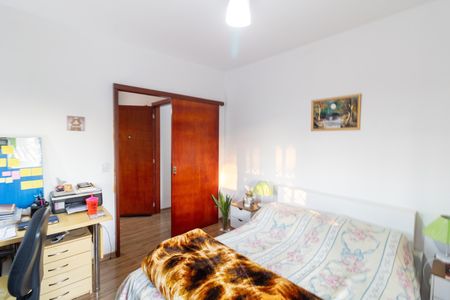 Casa à venda com 191m², 3 quartos e 4 vagasSuíte 2