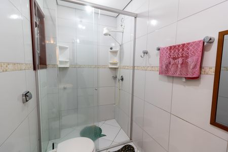 Casa à venda com 191m², 3 quartos e 4 vagasBanheiro