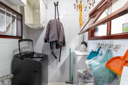 Casa à venda com 191m², 3 quartos e 4 vagasÁrea de Serviço