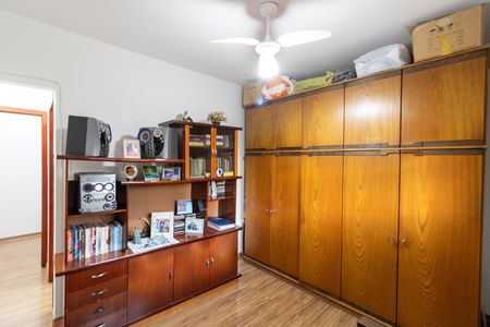 Casa à venda com 191m², 3 quartos e 4 vagasSuíte 1