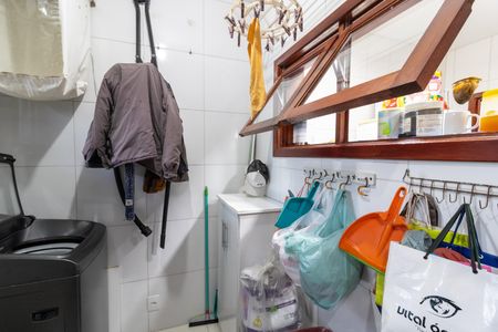 Casa à venda com 191m², 3 quartos e 4 vagasÁrea de Serviço
