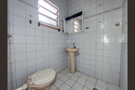 Banheiro de casa para alugar com 1 quarto, 40m² em Jardim São Luís, São Paulo