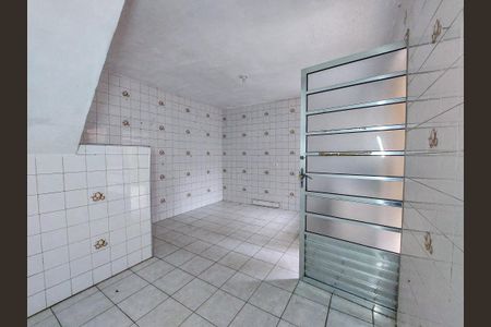 Sala/Cozinha de casa para alugar com 1 quarto, 40m² em Jardim São Luís, São Paulo