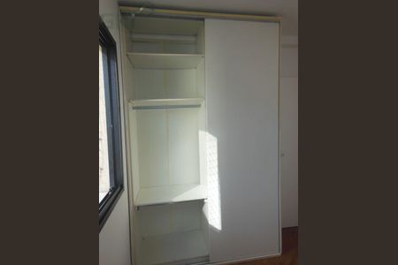 Apartamento à venda com 41m², 1 quarto e 1 vaga