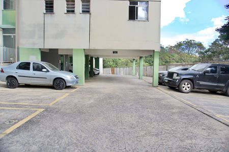 Vagas de Garagem de apartamento para alugar com 2 quartos, 51m² em Buritis, Belo Horizonte