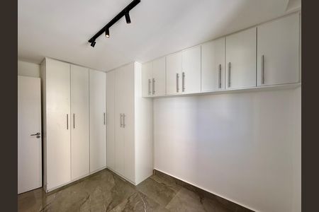 Quarto 2 de apartamento para alugar com 2 quartos, 56m² em Jardim Umuarama, São Paulo