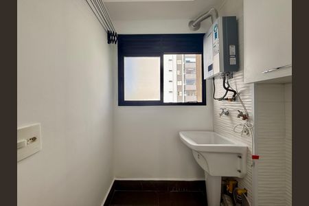 Área de Serviço de apartamento para alugar com 2 quartos, 56m² em Jardim Umuarama, São Paulo