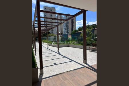 Apartamento à venda com 62m², 2 quartos e 1 vaga