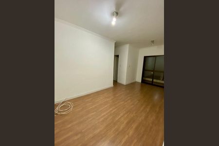 Apartamento para alugar com 55m², 2 quartos e 1 vaga Apartamento para alugar com 55m², 2 quartos e 1 vagaSala