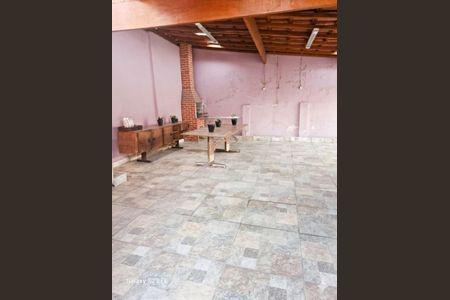 Casa à venda com 4 quartos, 400m² em Vila Rosalia, Guarulhos