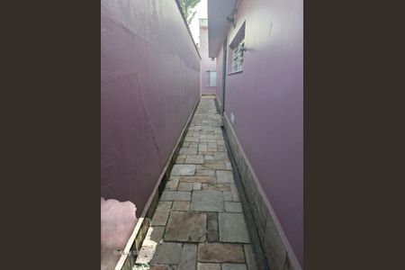 Casa à venda com 4 quartos, 400m² em Vila Rosalia, Guarulhos