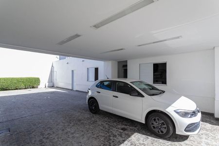 Garagem de casa à venda com 4 quartos, 1000m² em Bandeirantes (pampulha), Belo Horizonte