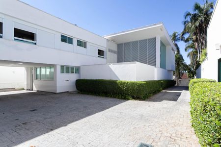 Quintal de casa à venda com 4 quartos, 1000m² em Bandeirantes (pampulha), Belo Horizonte