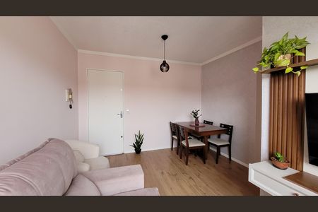 Sala de apartamento para alugar com 2 quartos, 45m² em Vila Sao Carlos, Itaquaquecetuba
