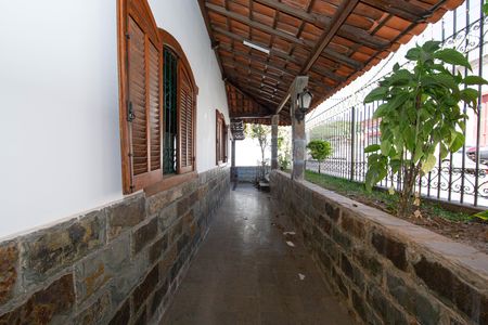 Casa para alugar com 360m², 5 quartos e 7 vagasVARANDA 