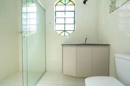 Casa para alugar com 360m², 5 quartos e 7 vagasBANHEIRO1