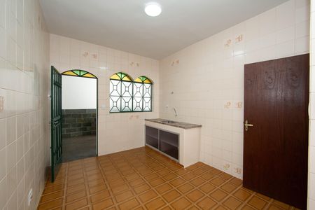 Casa para alugar com 360m², 5 quartos e 7 vagasCOZINHA