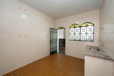 Casa para alugar com 360m², 5 quartos e 7 vagasCOZINHA
