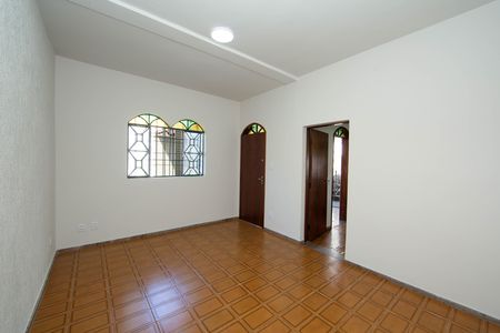 Casa para alugar com 360m², 5 quartos e 7 vagasSALA