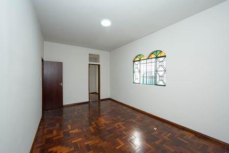Casa para alugar com 360m², 5 quartos e 7 vagasQUARTO2