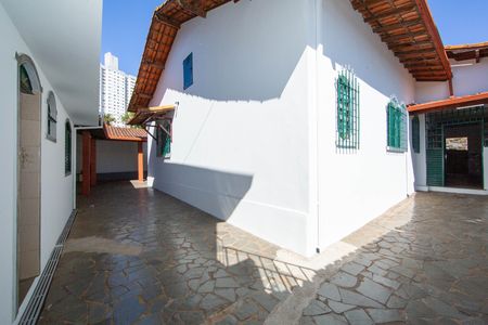 Casa para alugar com 360m², 5 quartos e 7 vagasAREA EXTERNA