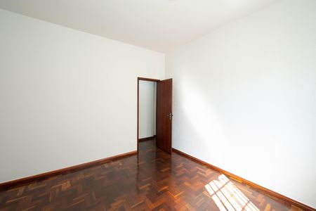 Casa para alugar com 360m², 5 quartos e 7 vagasQUARTO1