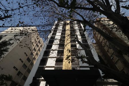 Apartamento para alugar com 92m², 2 quartos e 1 vagaFachada